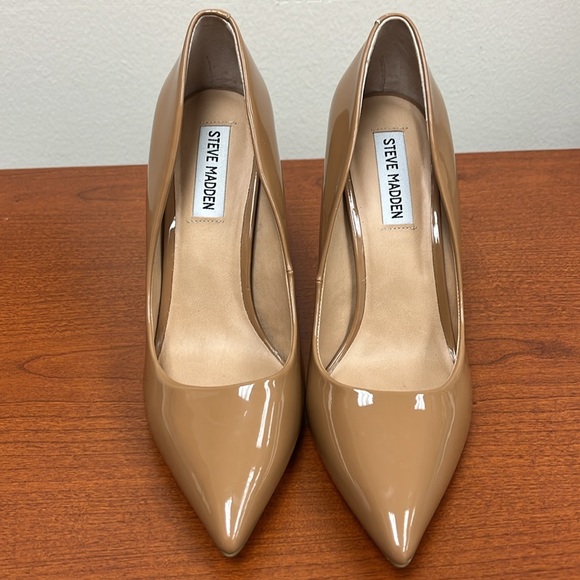 Steve Madden Camel Luiza Camel Patent Heels Size 8 - Picture 4 of 6